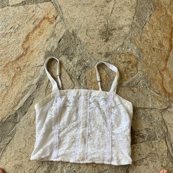 White lace crop top - Picture 2 of 2